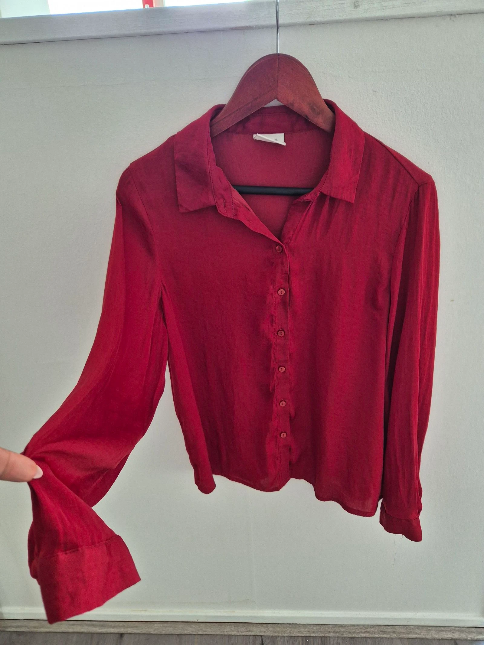 VILA 'Vidreamy' Blusa Roja con Botones | Talla 38 (M) – photo 2